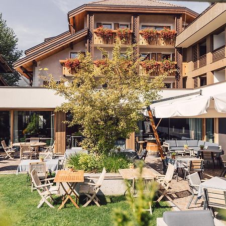 Hotel Restaurant Langgenhof Brunico Exterior foto